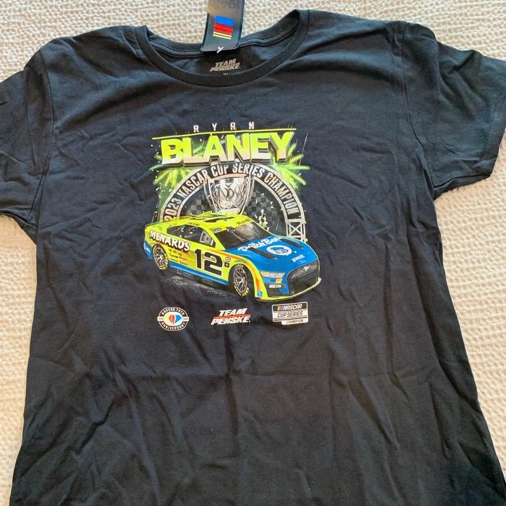 Boys NASCAR Ryan Blaney Championship T shirt - Picture 1 of 2